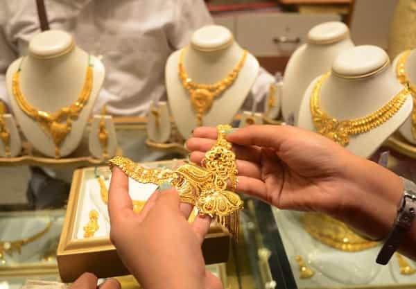 Cari Emas Berkualitas di Pasar Gede? Ini Jawabannya!